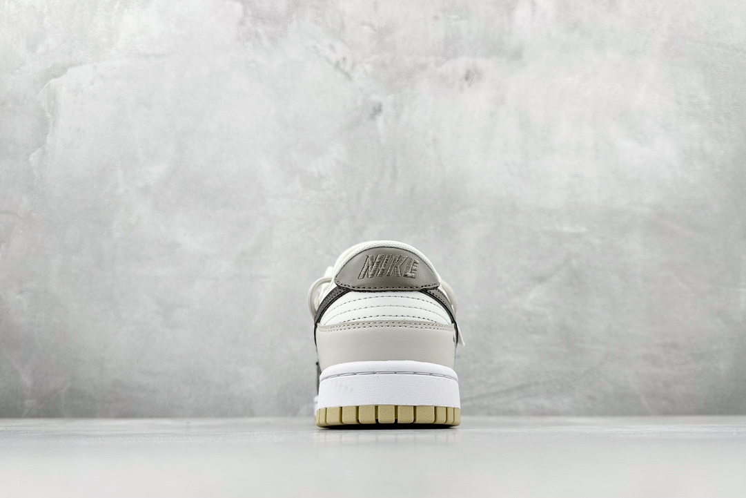 300 Nike Dunk Low 涂鸦布贴 黑白 DV0833-100