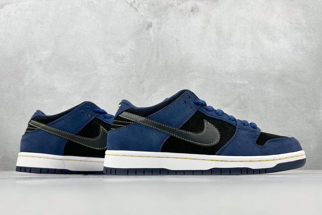 JH NIKE SB Dunk Low Black and Blue 304292-408