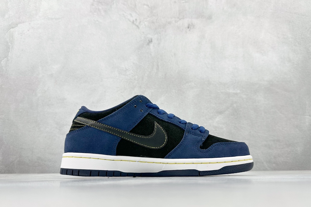 JH NIKE SB Dunk Low Black and Blue 304292-408