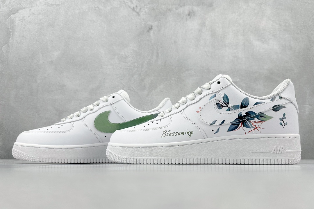 YH Nike Air Force 1 Low 07 x Louis Vuitton White and Black LV Print