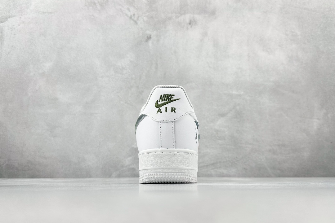 YH Nike Air Force 1 Low 07 x Louis Vuitton White and Black LV Print