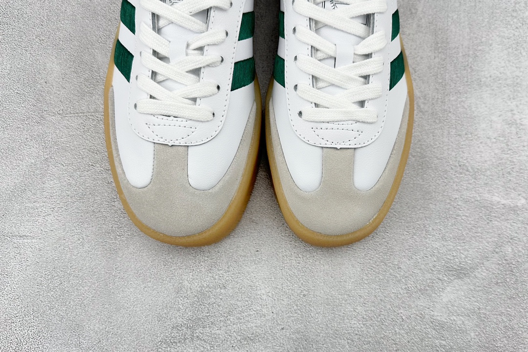 R Adidas Originals Samba versatile item ID0440