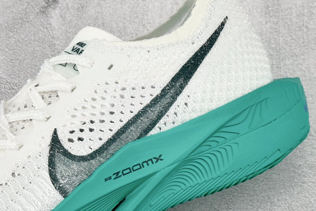 Nike ZoomX Vaporfly NEXT% 3 Marathon Series Foam Ultralight Cushioning Sports Running Shoes DV4129-102