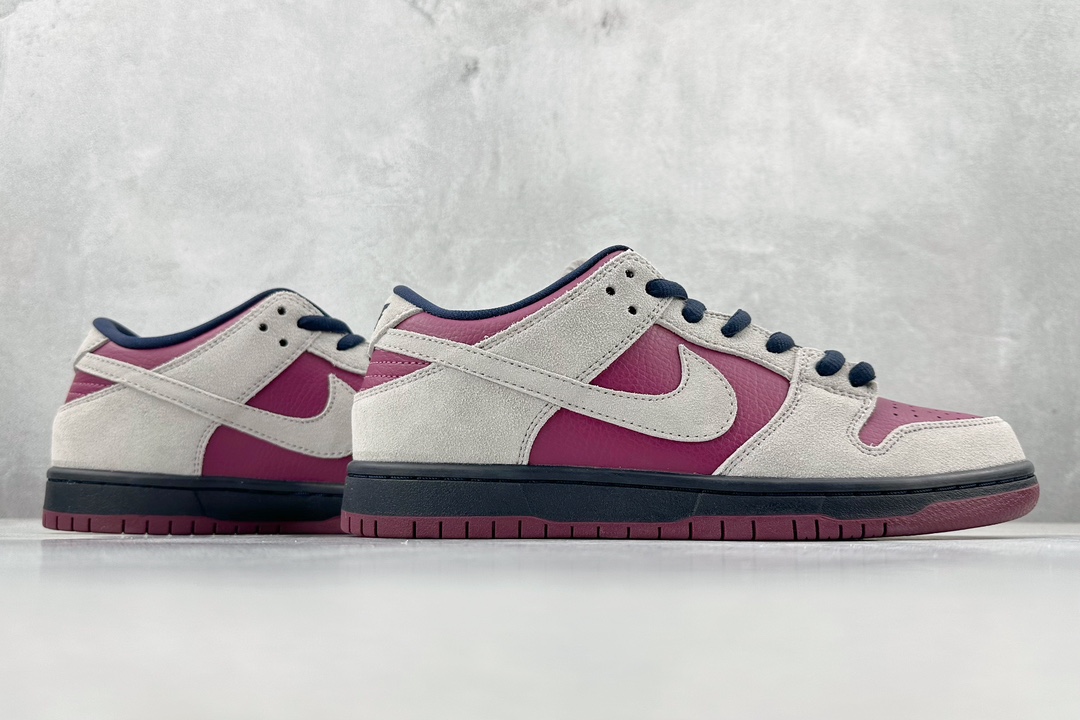 JH Nike SB Dunk Low True Berry Bordeaux BQ6817-001