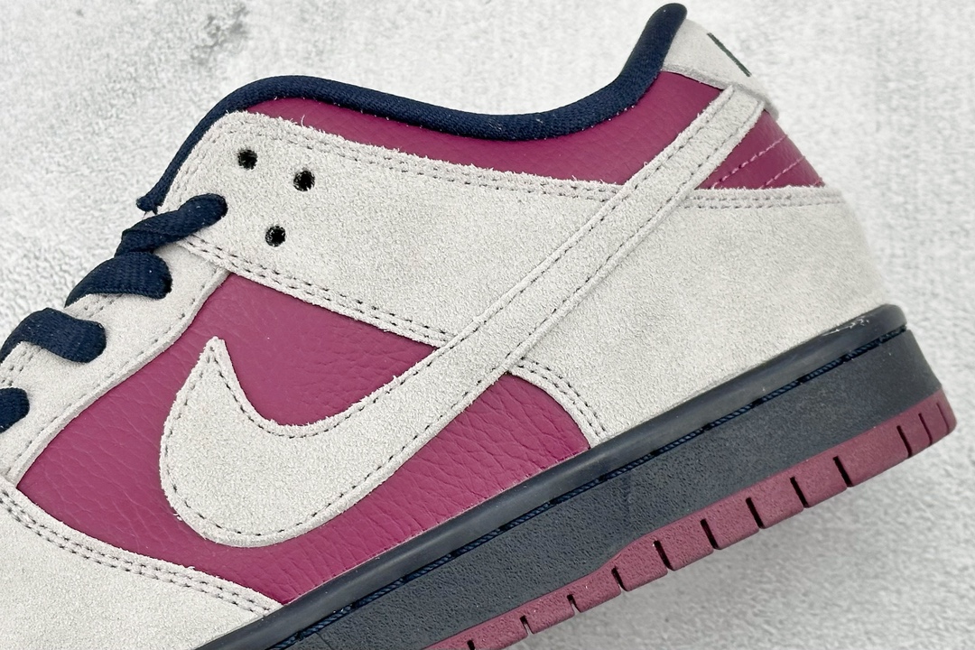 JH Nike SB Dunk Low True Berry Bordeaux BQ6817-001