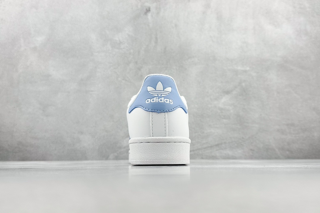 120 Adidas   Originals Superstar 经典贝壳头休闲板鞋 EF9247