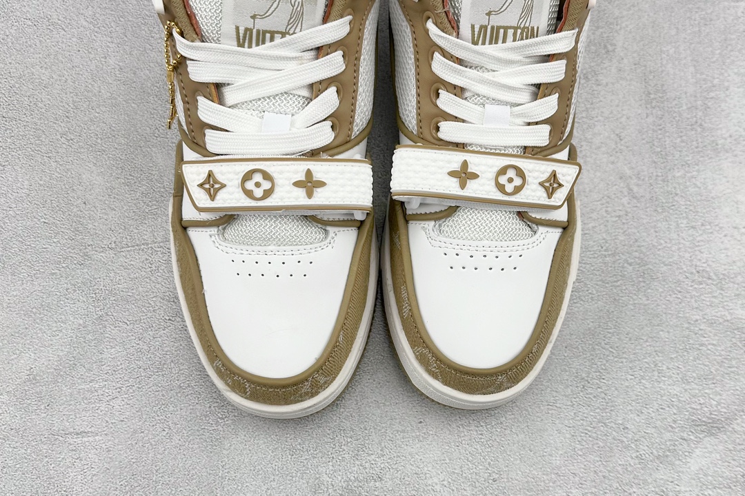 160 LV Trainer Sneaker 时尚休闲童鞋 专