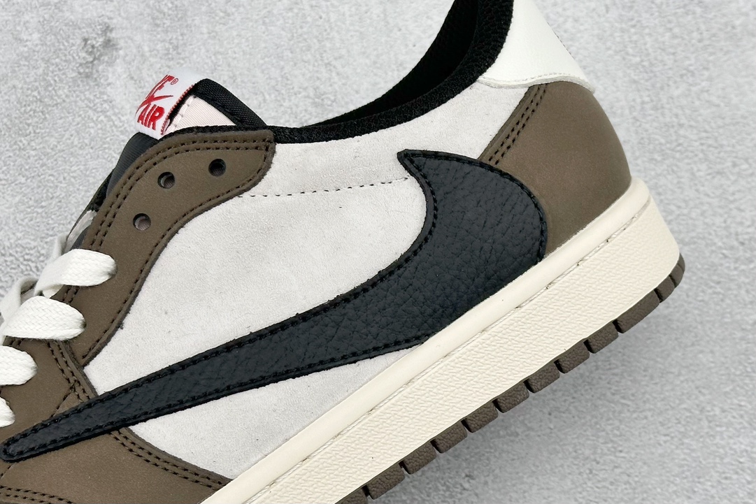 220 Travis Scott x Fragment x Air Jordan 1 Low TS联名倒勾低帮板鞋 DM7866-717