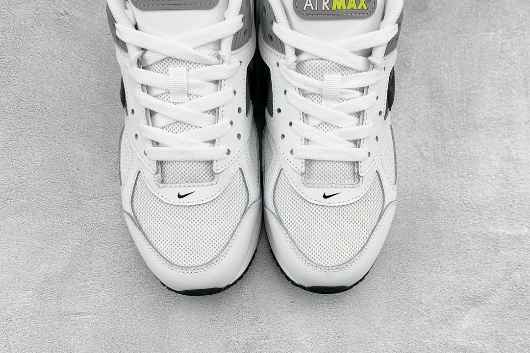 220 Nike  Air Max Ivo 百搭单品 580518-100