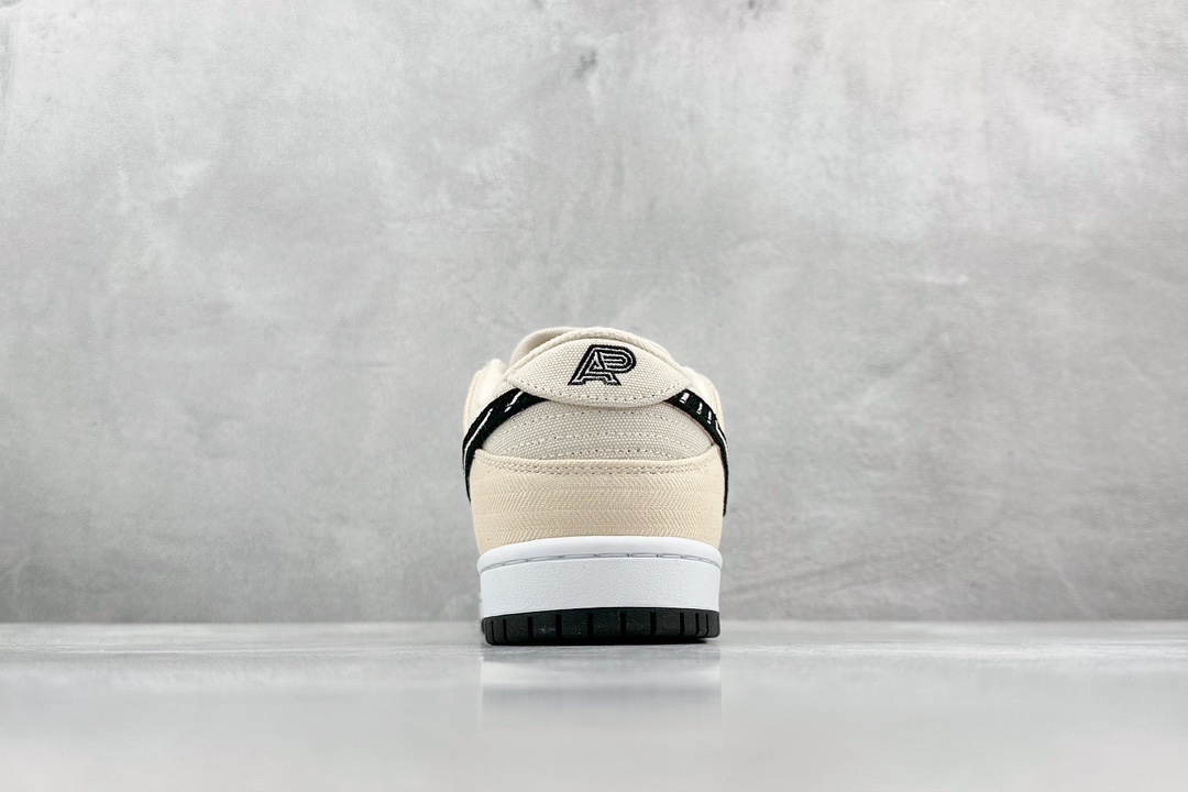 240 H Albino &Preto x Nike Dunk SB Low”PearlWhite” 米黑白联名 FD2627-200