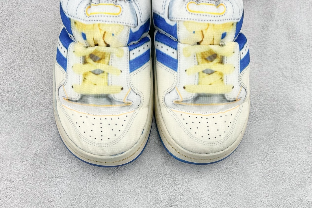 140 adidas Puffylette 百搭单品 adidas三叶草Puffylette面包鞋一脚蹬棉鞋经典休闲拖鞋 HP6698