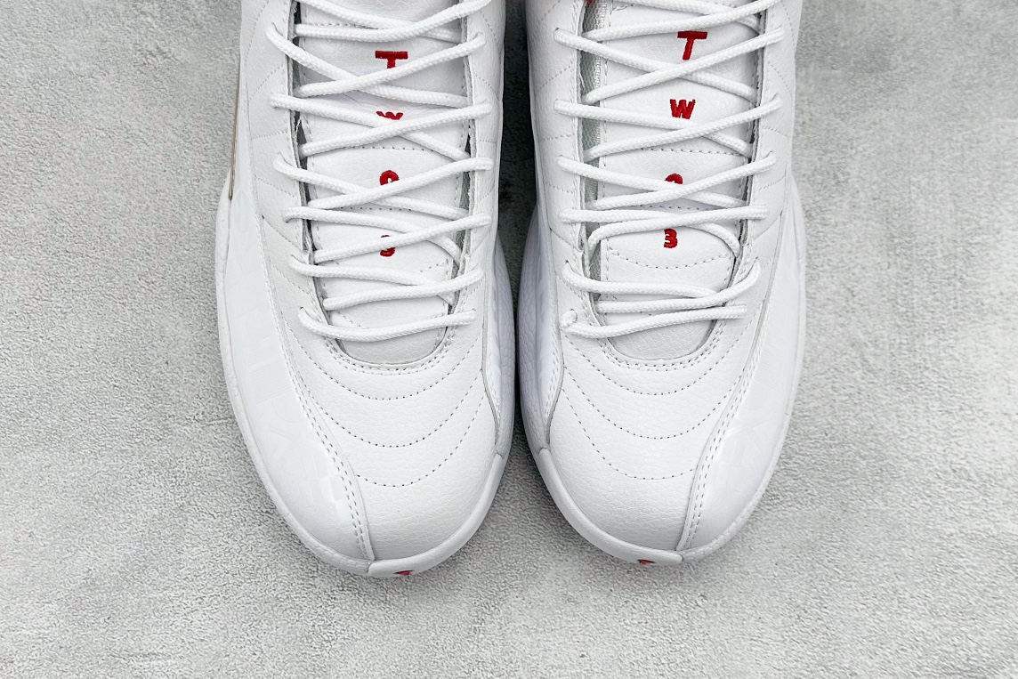 260 Air Jordan 12 x A Ma Maniere ”White” 世界杯白红金扣 130690-107