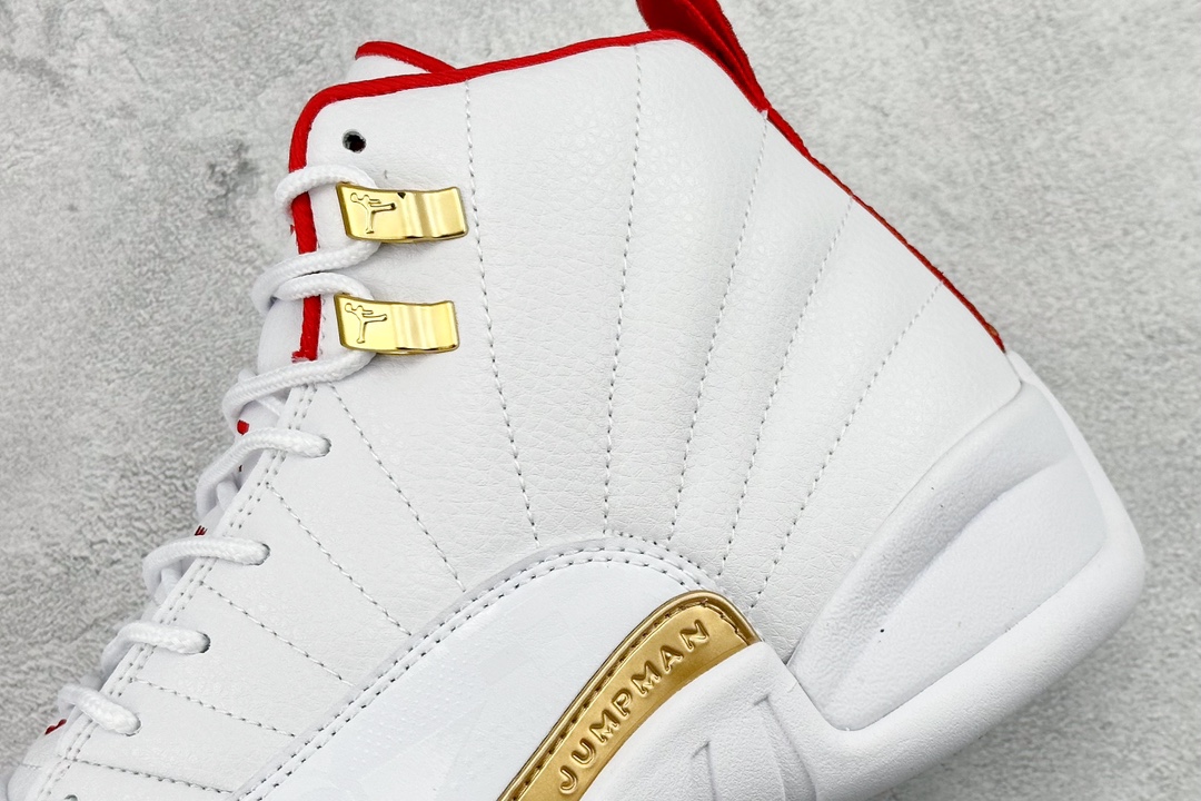 260 Air Jordan 12 x A Ma Maniere ”White” 世界杯白红金扣 130690-107