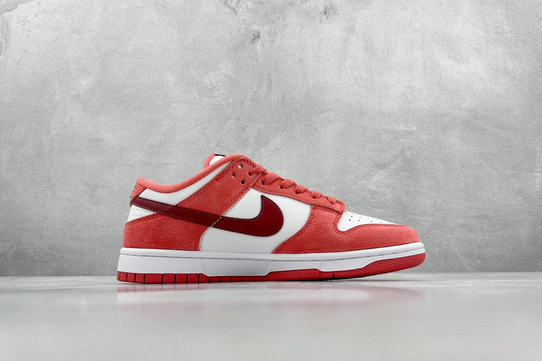 史诗级性价比 NIKE SB Dunk Low 草莓熊 FQ7056-100