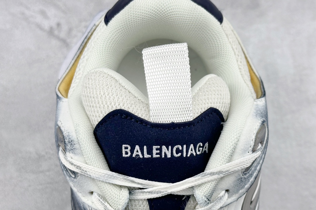 Balenciaga巴黎世家 CARGO 圆头系带 低帮生活休闲鞋