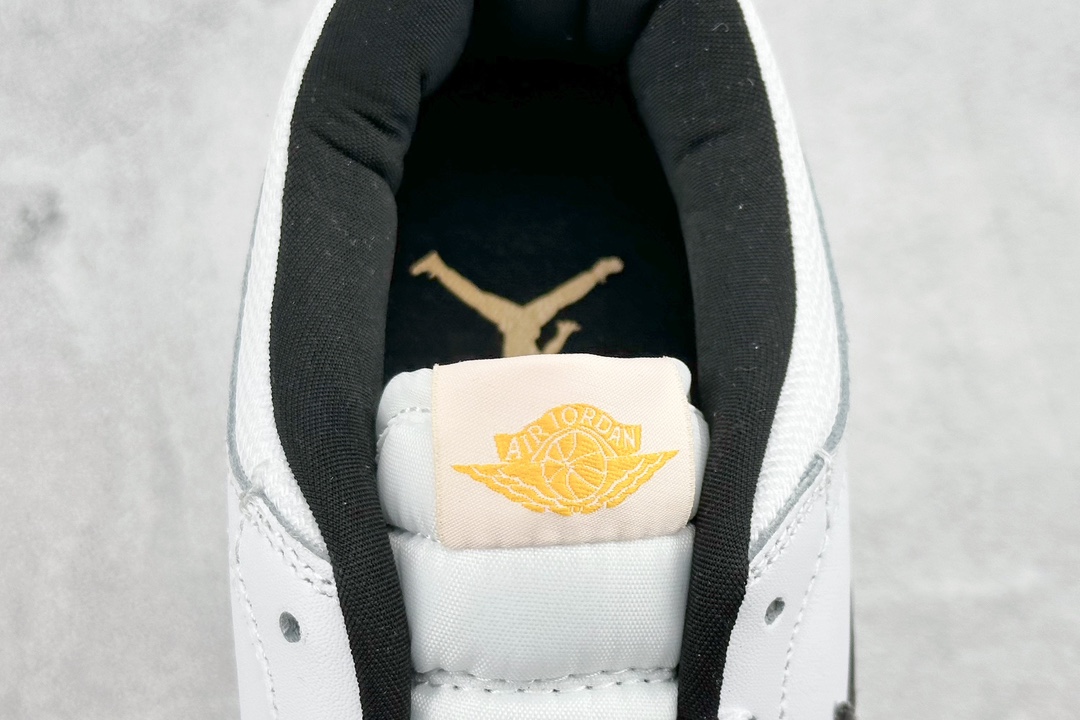 Air Jordan Legacy AJ312 魔术贴三合一板鞋 CD7069-107