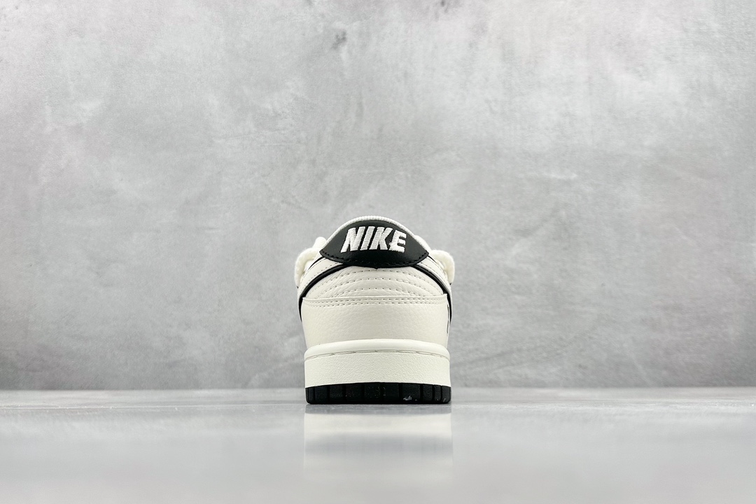 Nike SB Dunk Low LV联名-黑暴力熊 周年高端定制 低帮休闲板鞋 FC1688-135