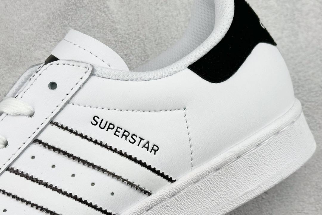 Adidas Originals Superstar classic retro shell toe sneakers IF8090