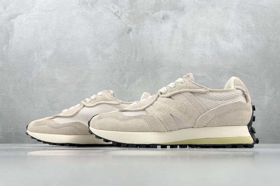 150 PF New Balance 327系列复古休闲运动慢跑鞋 U327WCG