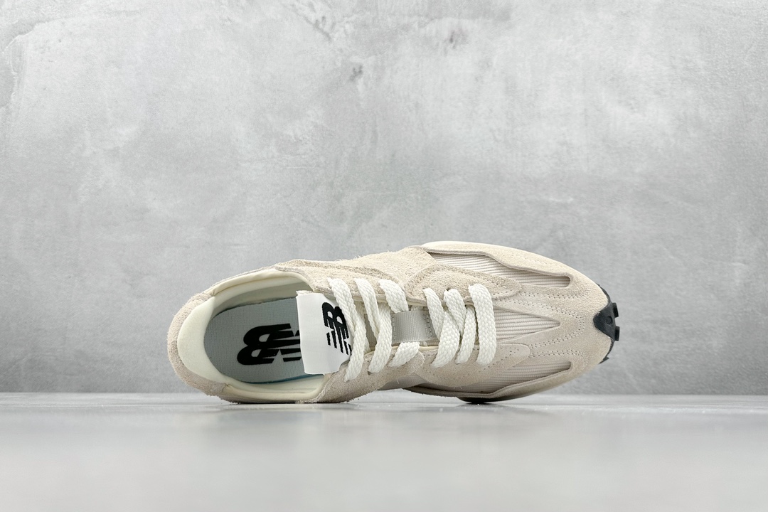 150 PF New Balance 327系列复古休闲运动慢跑鞋 U327WCG