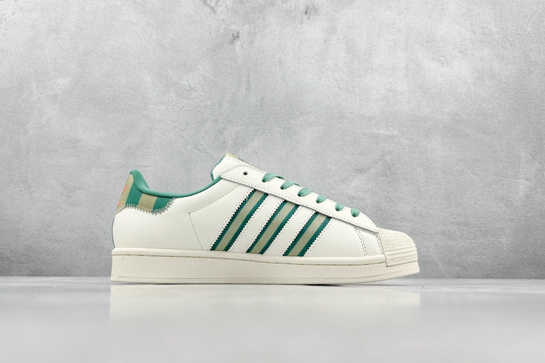 Adidas Superstar IE2931 Shell Toe Casual Sneakers