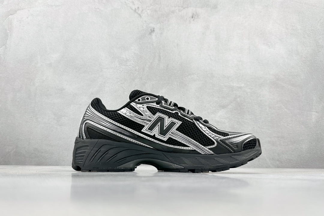 220 New Balance NB740 英产 轻便复古休闲运动跑步鞋 MR740RCH