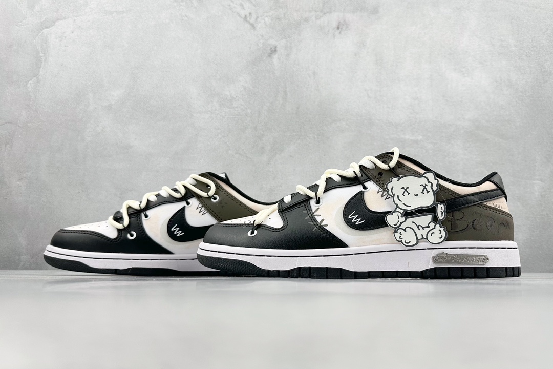 D NIKE SB Dunk Low Doll Bear DD1391-100