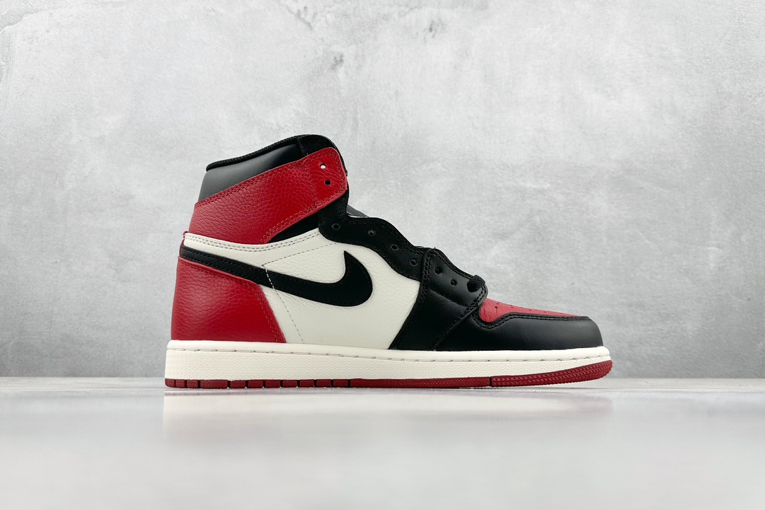 JordanAJ1RetroHighOG黑红脚趾#原鞋原楦头纸板开发确保原汁原味完美呈现一代版型1:1鞋