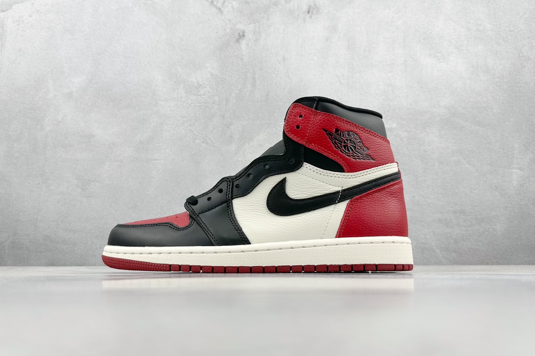 JordanAJ1RetroHighOG黑红脚趾#原鞋原楦头纸板开发确保原汁原味完美呈现一代版型1:1鞋