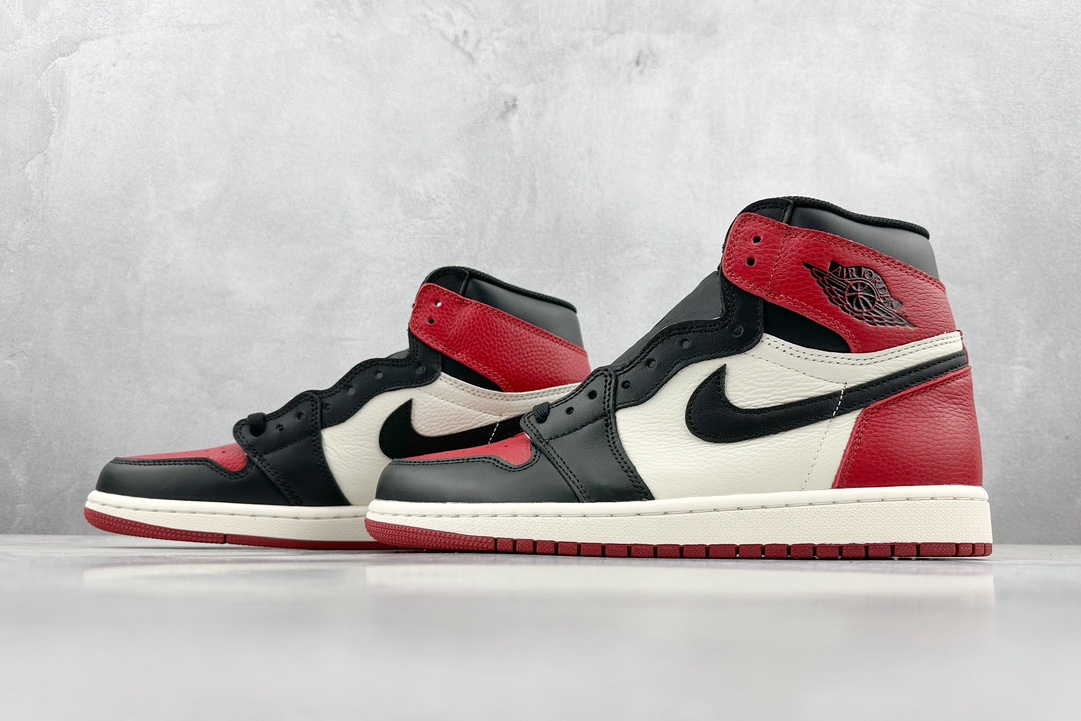 JordanAJ1RetroHighOG黑红脚趾#原鞋原楦头纸板开发确保原汁原味完美呈现一代版型1:1鞋