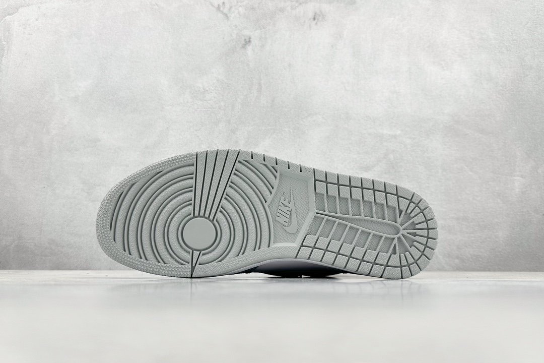 JordanAJ1RetroHighOG水洗蓝#原鞋原楦头纸板开发确保原汁原味完美呈现一代版型1:1鞋头
