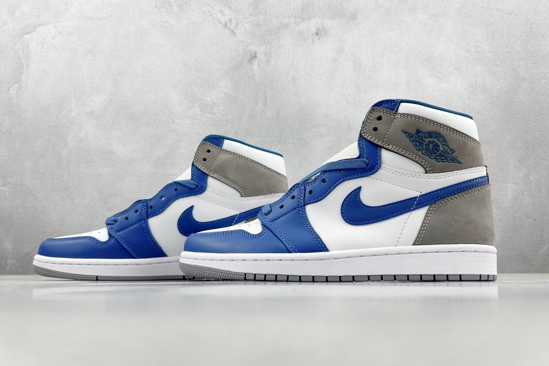 JordanAJ1RetroHighOG灰蓝白#原鞋原楦头纸板开发确保原汁原味完美呈现一代版型1:1鞋头