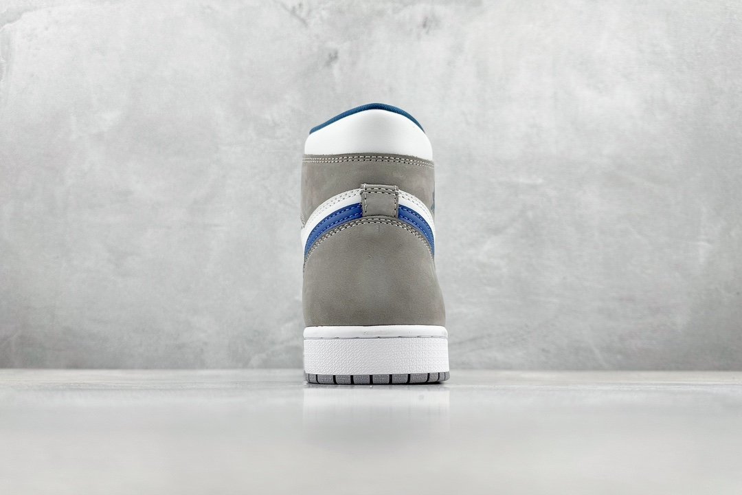 JordanAJ1RetroHighOG灰蓝白#原鞋原楦头纸板开发确保原汁原味完美呈现一代版型1:1鞋头