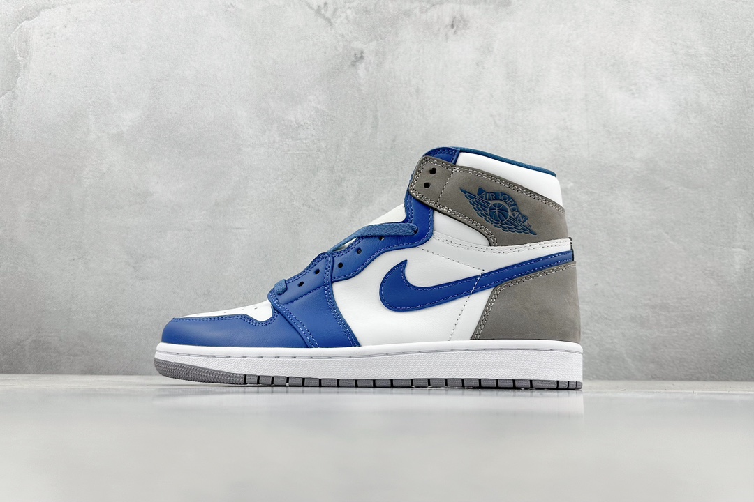 JordanAJ1RetroHighOG灰蓝白#原鞋原楦头纸板开发确保原汁原味完美呈现一代版型1:1鞋头