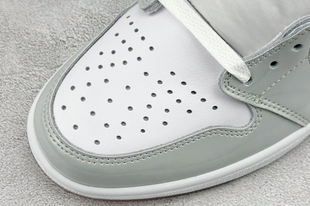 JordanAJ1RetroHighOG迪奥#原鞋原楦头纸板开发确保原汁原味完美呈现一代版型1:1鞋头弧
