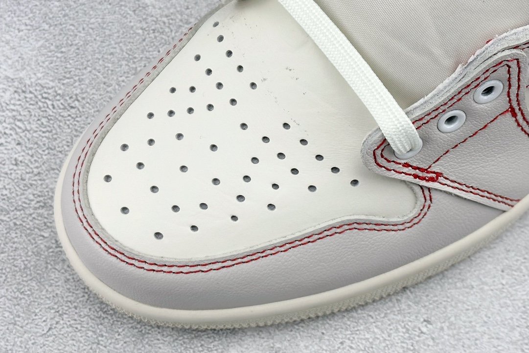 JordanAJ1RetroHighOG兔八哥#原鞋原楦头纸板开发确保原汁原味完美呈现一代版型1:1鞋头