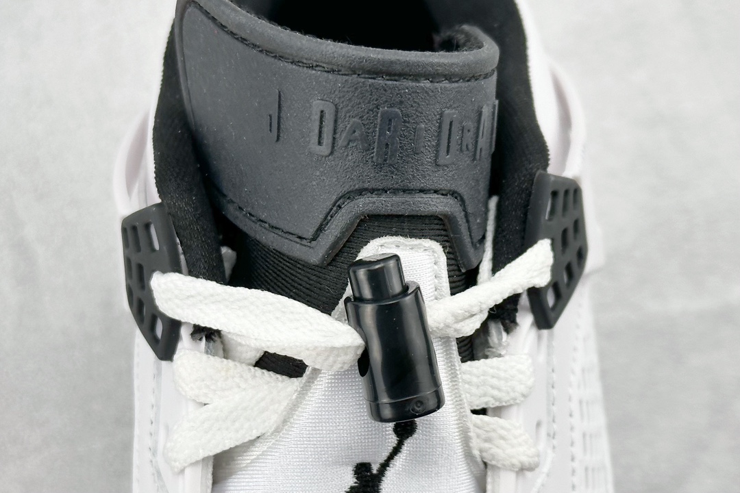 最强JordanSpizikeLowAJ复古低帮篮球鞋合体元素经典白黑这款鞋子著名导演斯派克李的Jord