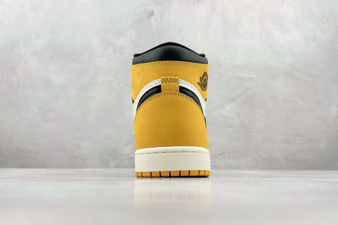 JordanAJ1RetroHighOG黑黄脚趾#原鞋原楦头纸板开发确保原汁原味完美呈现一代版型1:1鞋