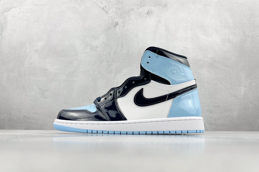 JordanAJ1RetroHighOG北卡蓝#原鞋原楦头纸板开发确保原汁原味完美呈现一代版型1:1鞋头