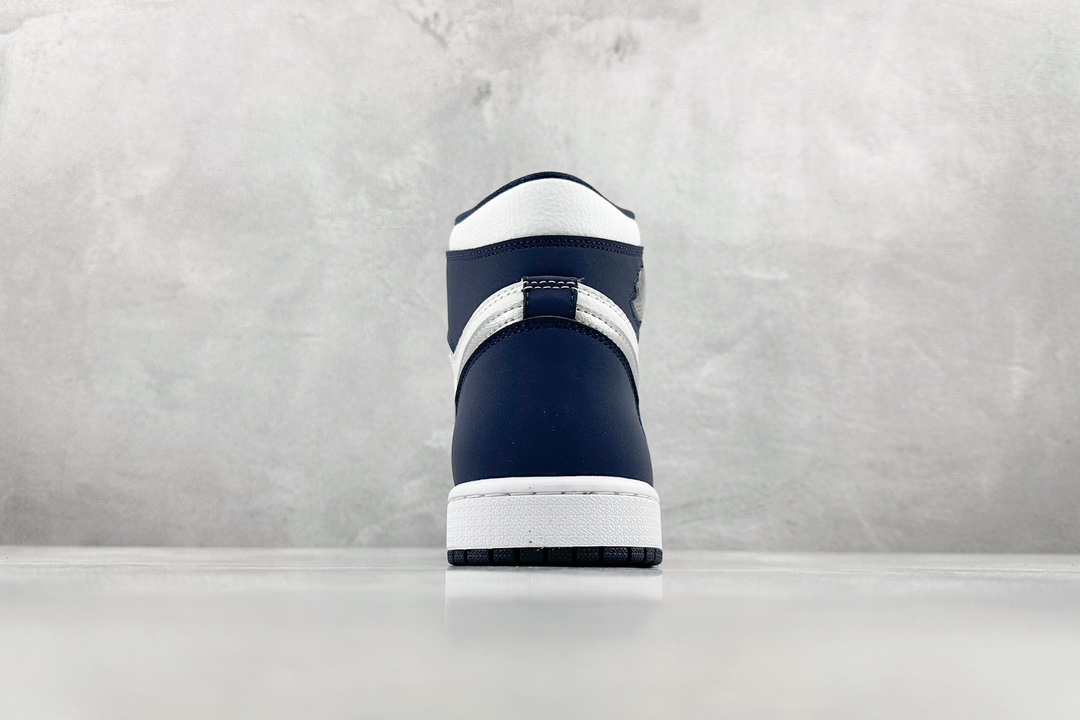 JordanAJ1RetroHighOG海军蓝#原鞋原楦头纸板开发确保原汁原味完美呈现一代版型1:1鞋头