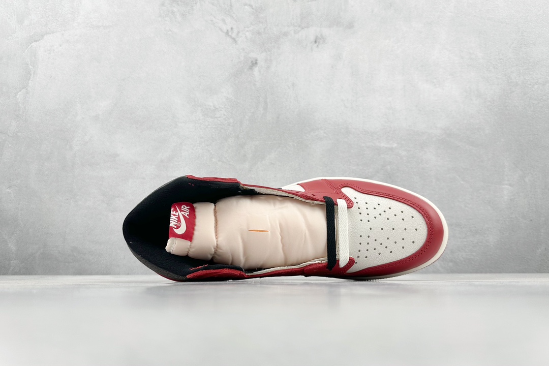JordanAJ1RetroHighOG芝加哥做旧#原鞋原楦头纸板开发确保原汁原味完美呈现一代版型1:1