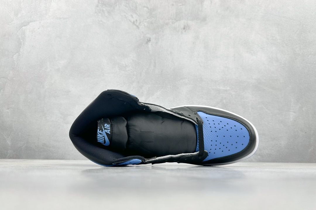 JordanAJ1RetroHighOG黑篮脚趾#原鞋原楦头纸板开发确保原汁原味完美呈现一代版型1:1鞋