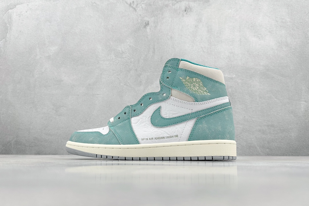 JordanAJ1RetroHighOG蒂芙尼#原鞋原楦头纸板开发确保原汁原味完美呈现一代版型1:1鞋头