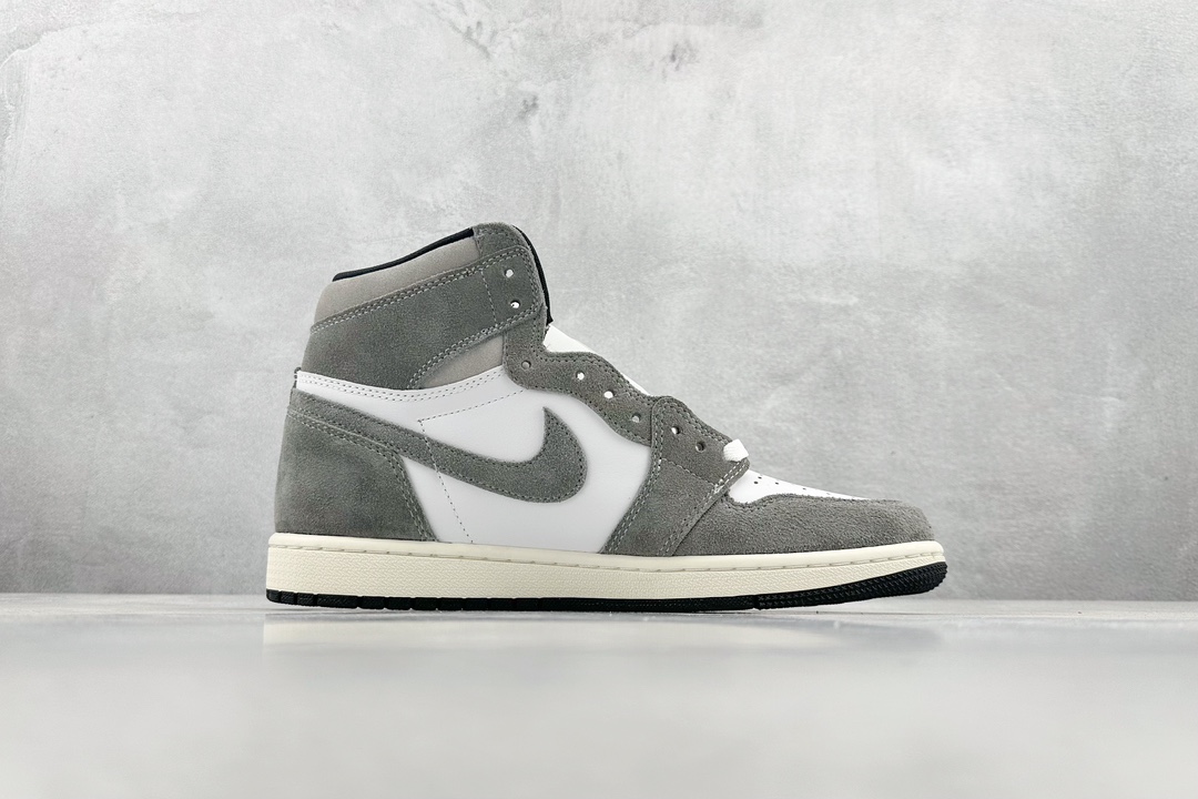 JordanAJ1RetroHighOG灰白#原鞋原楦头纸板开发确保原汁原味完美呈现一代版型1:1鞋头弧