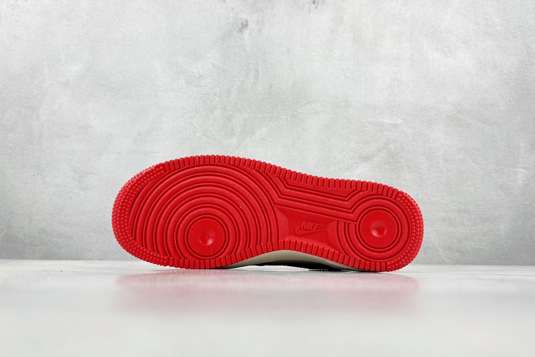 
Nike Air Force 1 Low CNY龙转乾坤 龙年限定 黑红

货号：FN7439 133