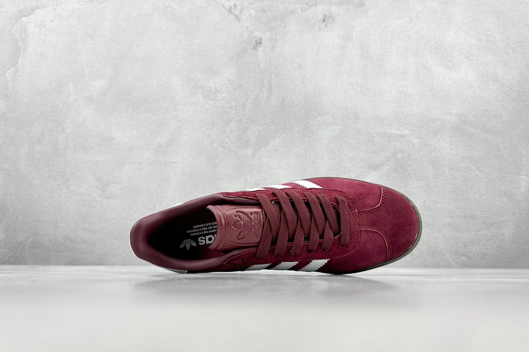 140  YH Adidas Originals Gazelle  低帮复古百搭休闲运动板鞋  IG4990