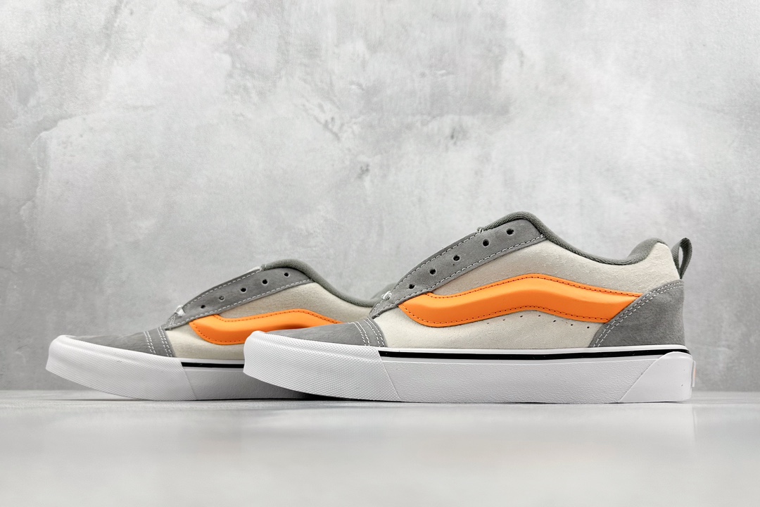 150  Vans Classics Knu Skool 面包鞋 范斯官方 拼接款