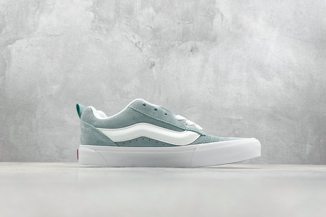 150   Vans Knu-Skool VR3 LX  万斯低帮休闲硫化板鞋 VN000CS0M81