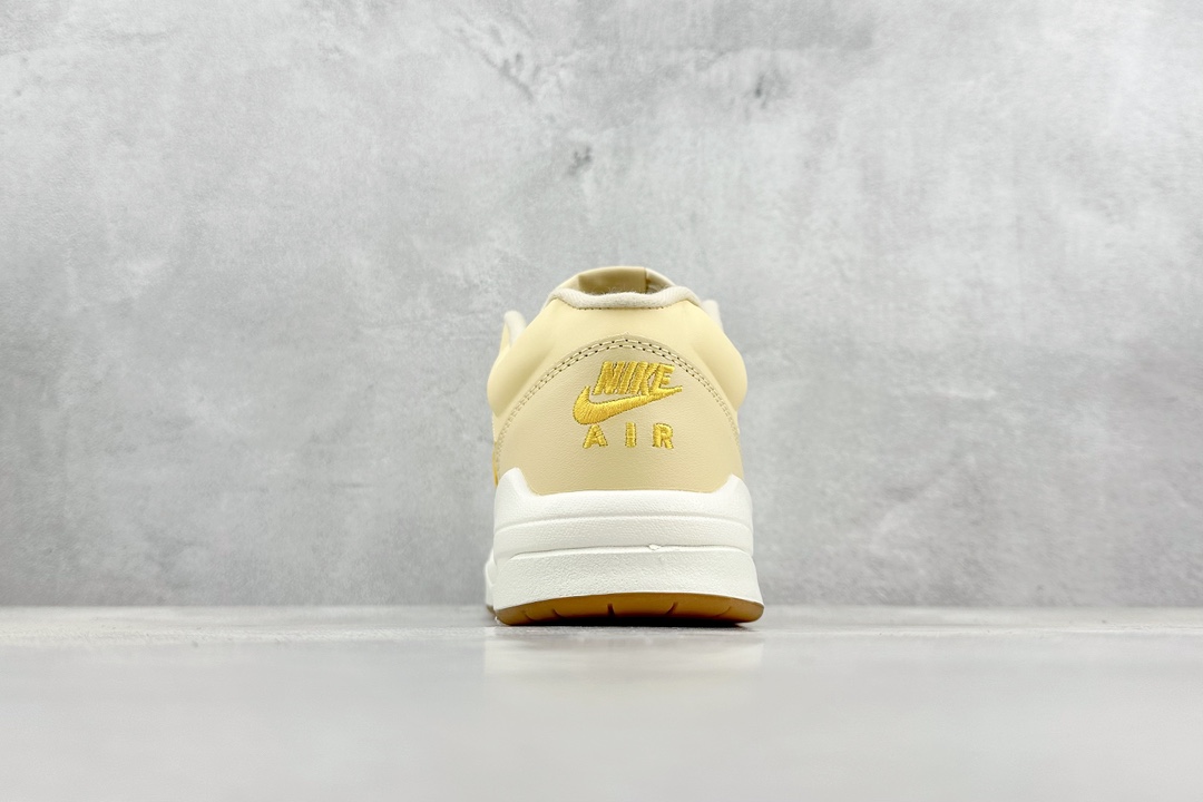 220 Air Jordan Stadium 90 AJ 简约休闲板鞋 FN0584-200