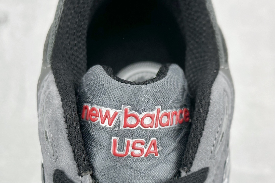 220  R版 New Balance 新百伦  复古休闲跑步鞋 M990DB3